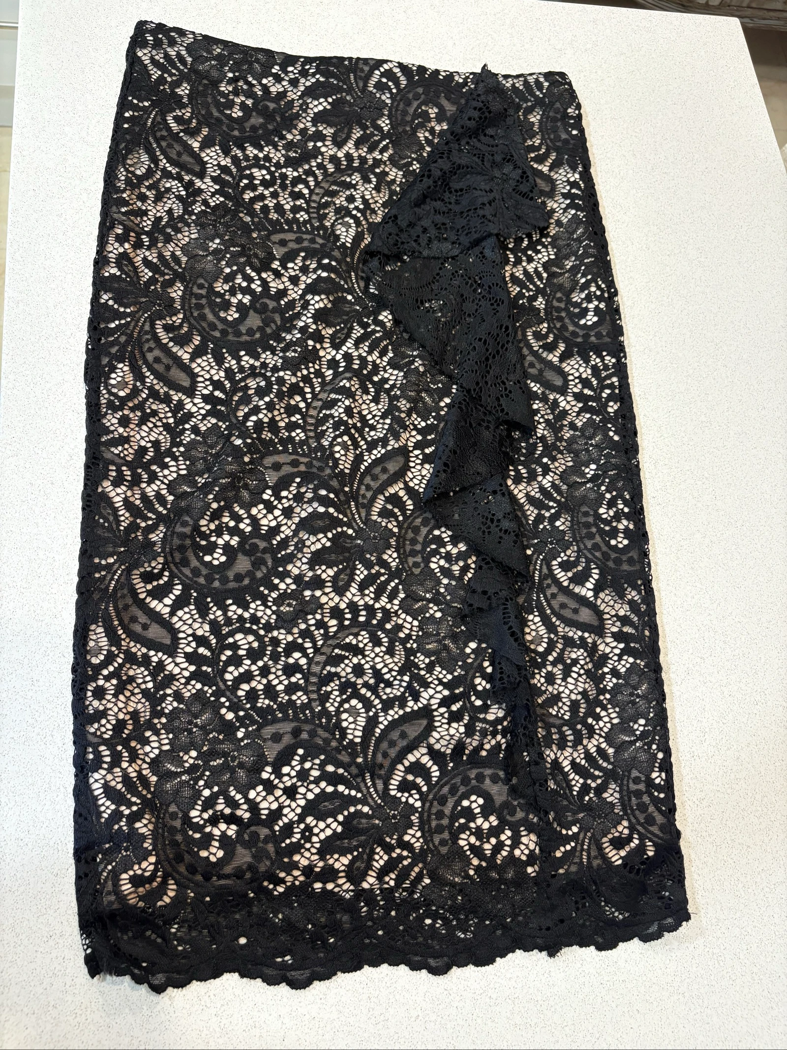 Jupe midi Dorothy Perkins en dentelle noire – T38 – photo 2